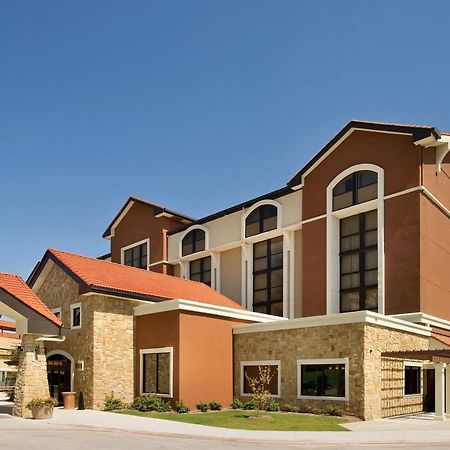 Drury Plaza Hotel San Antonio Airport Εξωτερικό φωτογραφία