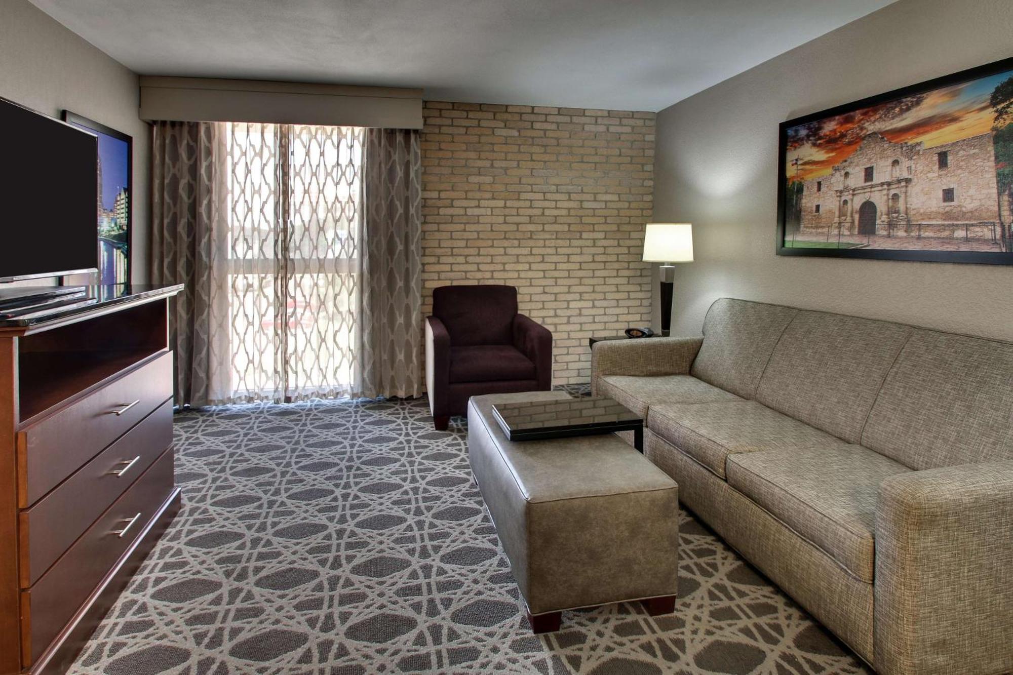 Drury Plaza Hotel San Antonio Airport Εξωτερικό φωτογραφία